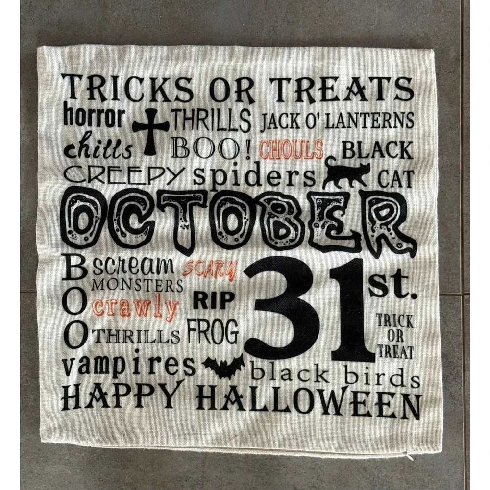 Unbranded Halloween Pillow Covers Set of 2 18x18 Black Cream Excellent Spooky